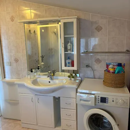 Cosy Nest Апартаменты Romano D'Ezzelino